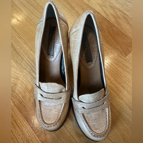 Banana Republic Penny Loafer Heels - Picture 5 of 7